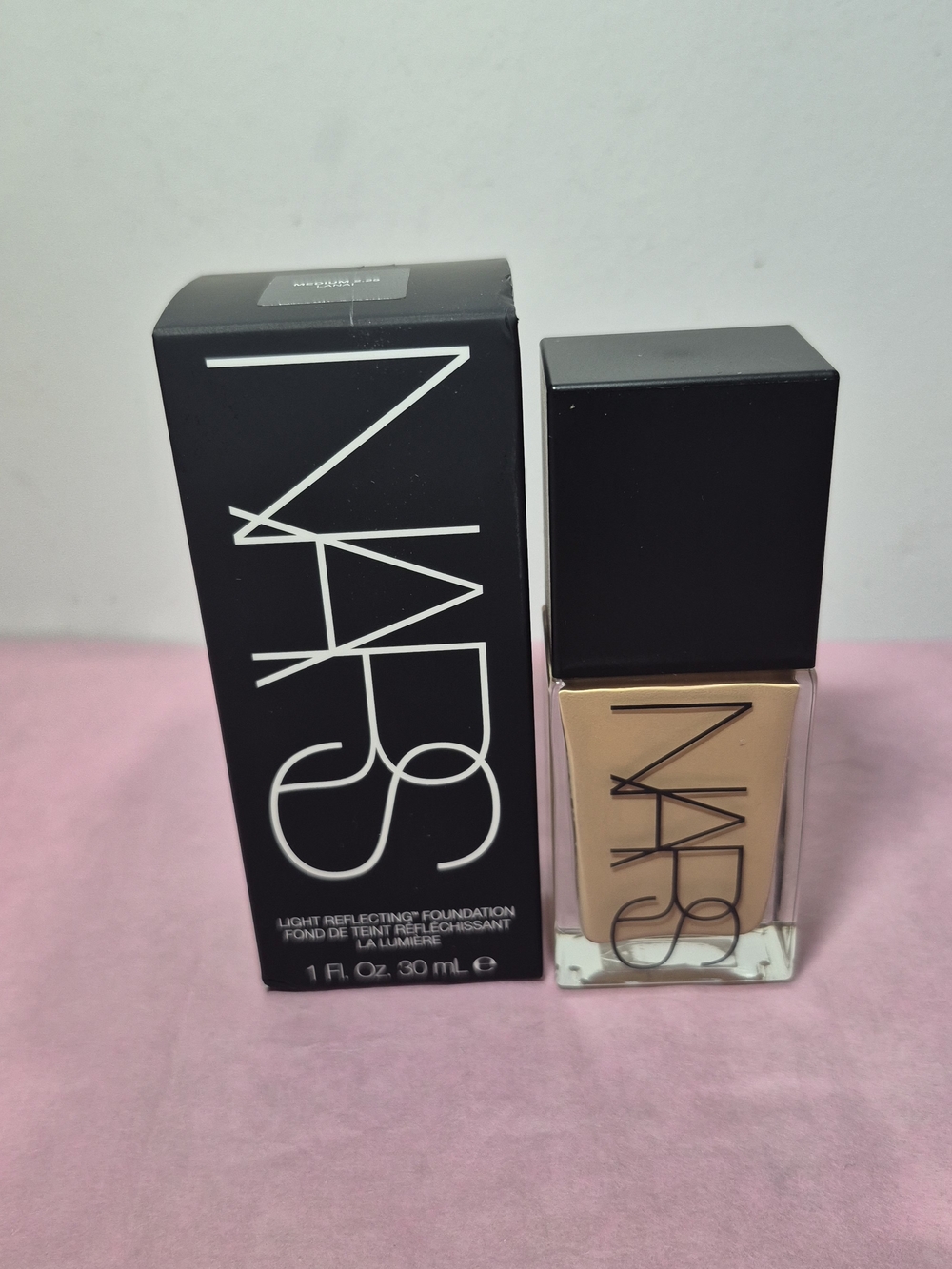 NARS Foundation Liquid - Beige Tone